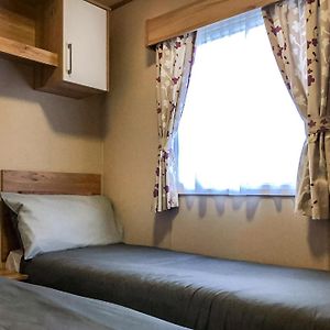 Mobile Home 3